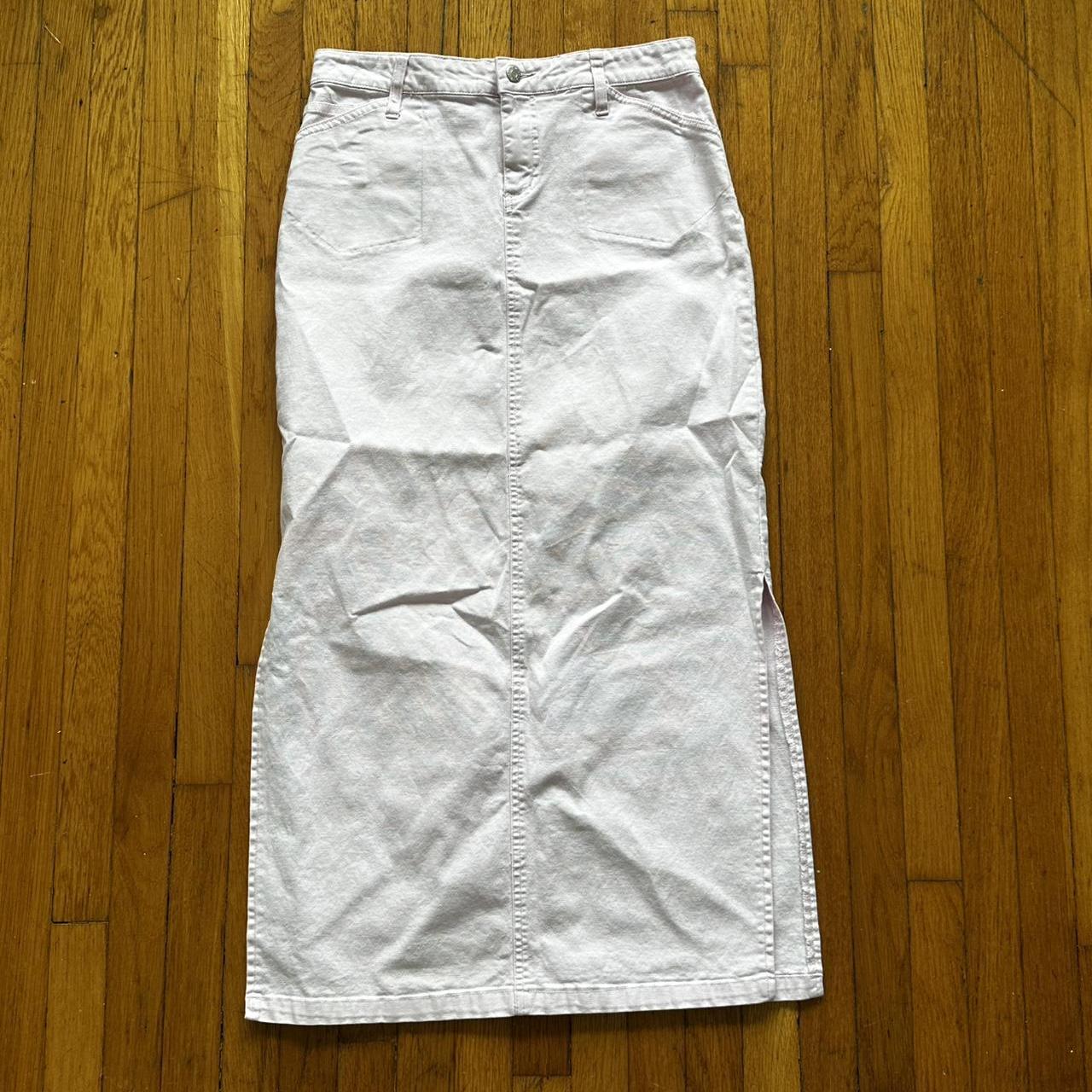 item listed by cherry_pit_vintage