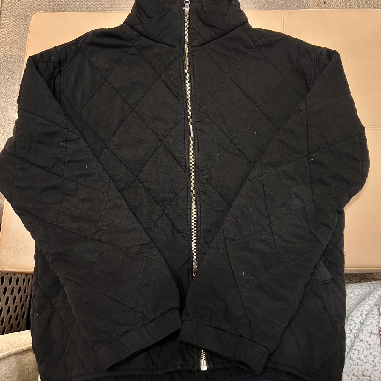 Wild Fable - Women's Quilted Medium Black Zip-Up - Depop