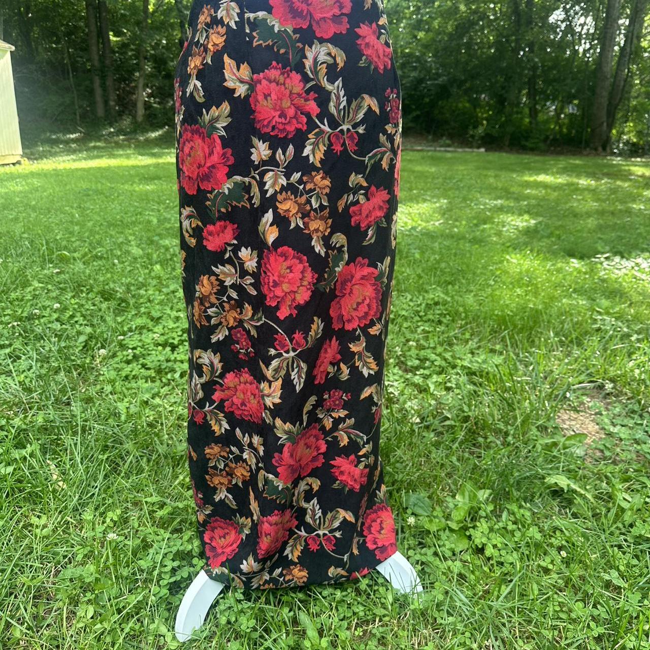 item listed by thriftylilthang__