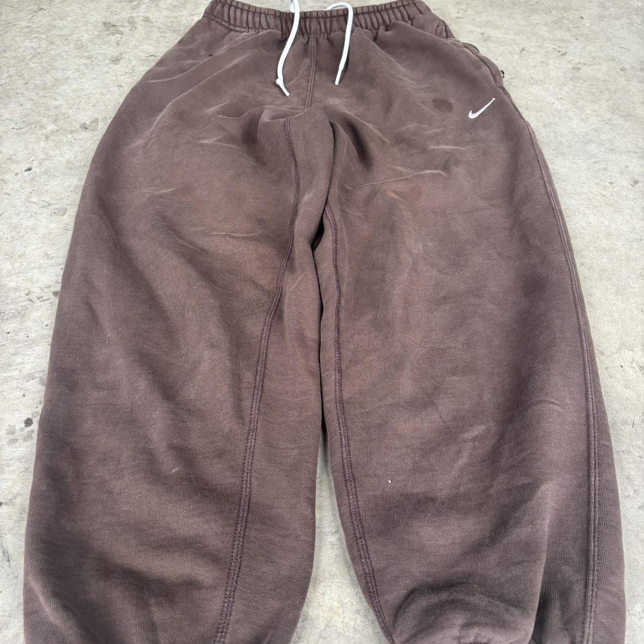 item listed by phoenix_sells