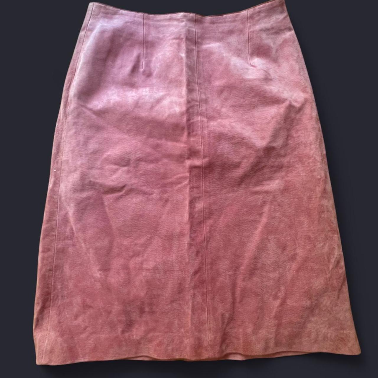 item listed by dirtypawsxo
