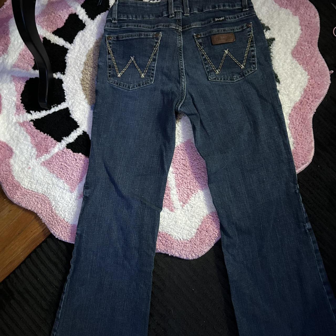item listed by abigails_attire