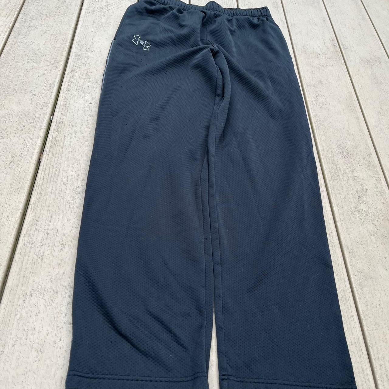 item listed by kredresell