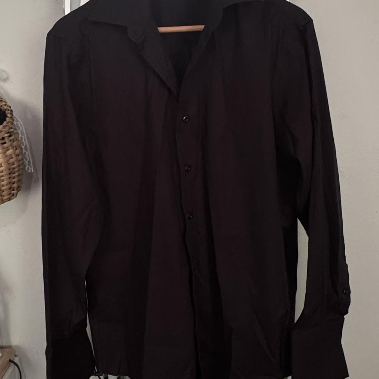 item listed by leslyannscloset
