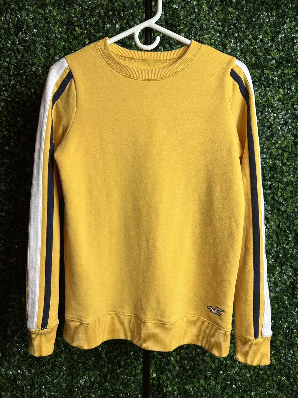 Hollister on sale yellow sweatshirt