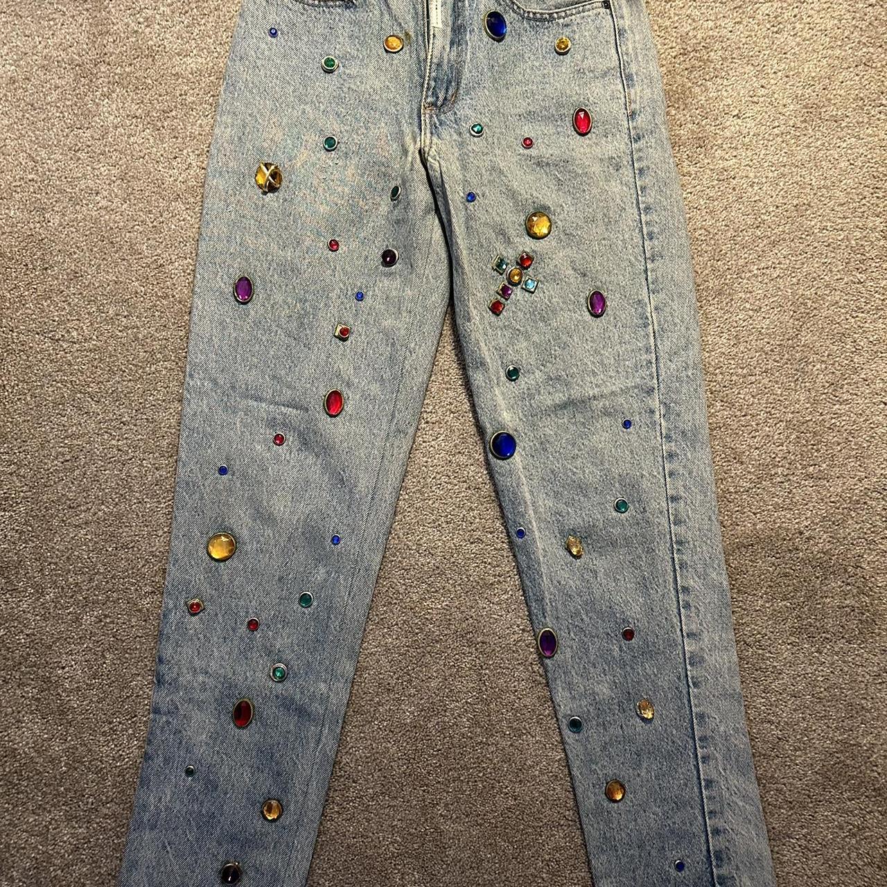 item listed by capybowie
