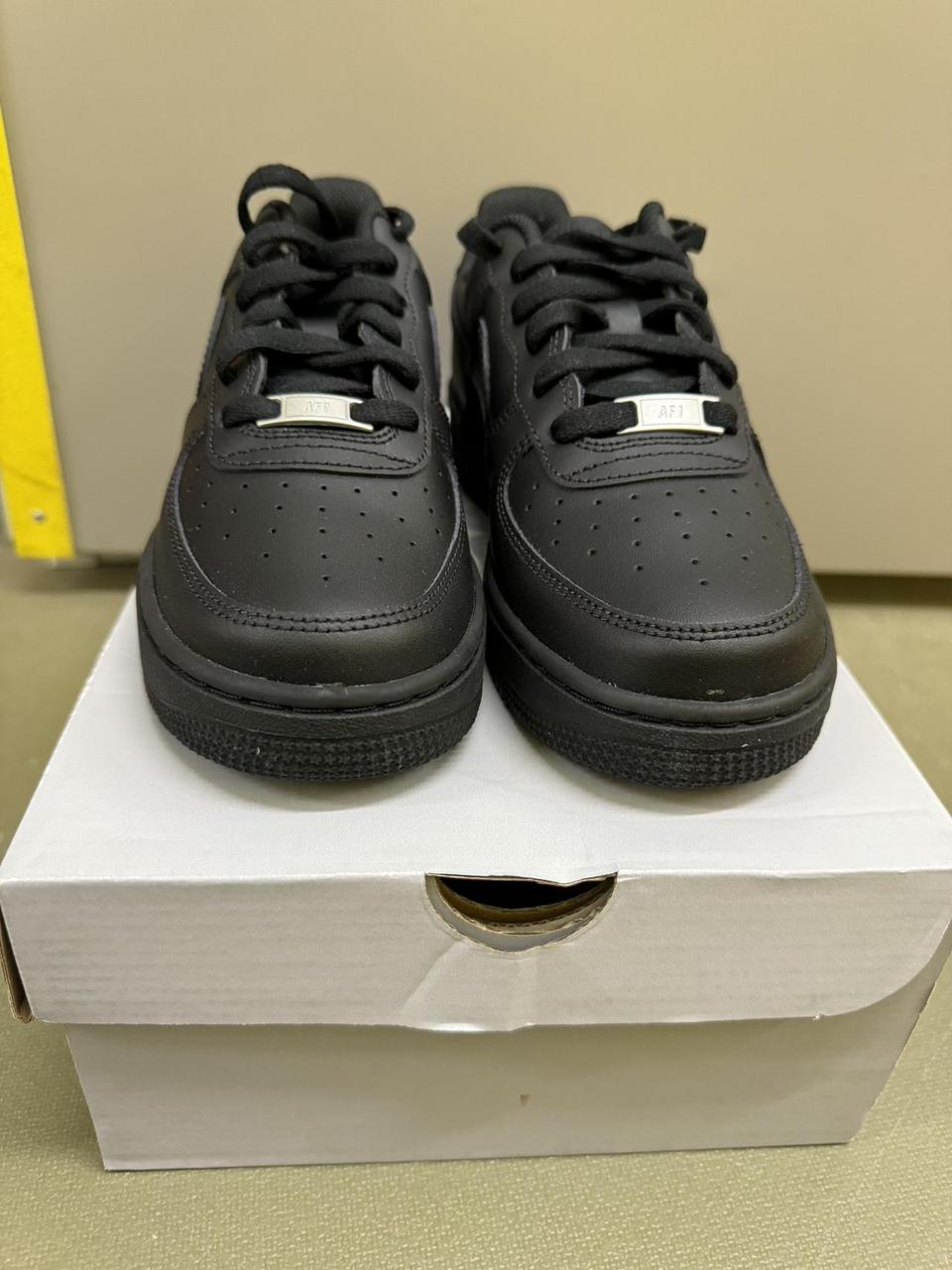 triple black nike air force 1