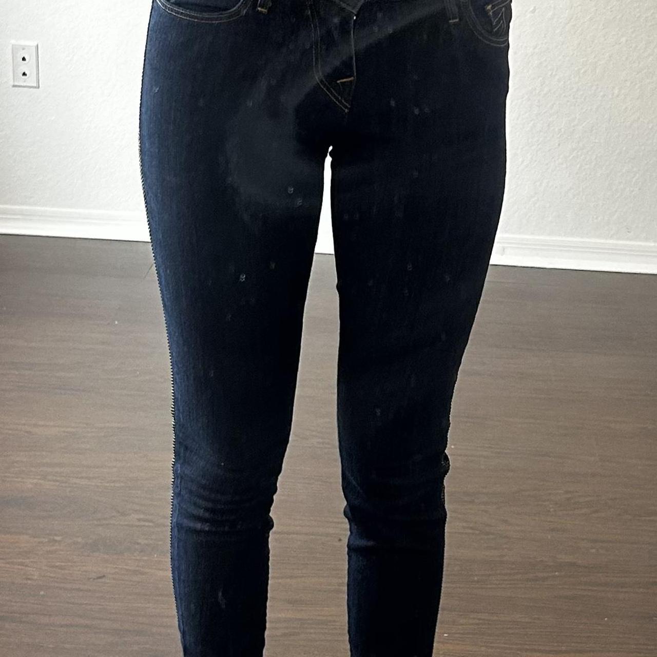 item listed by chloeehoehh