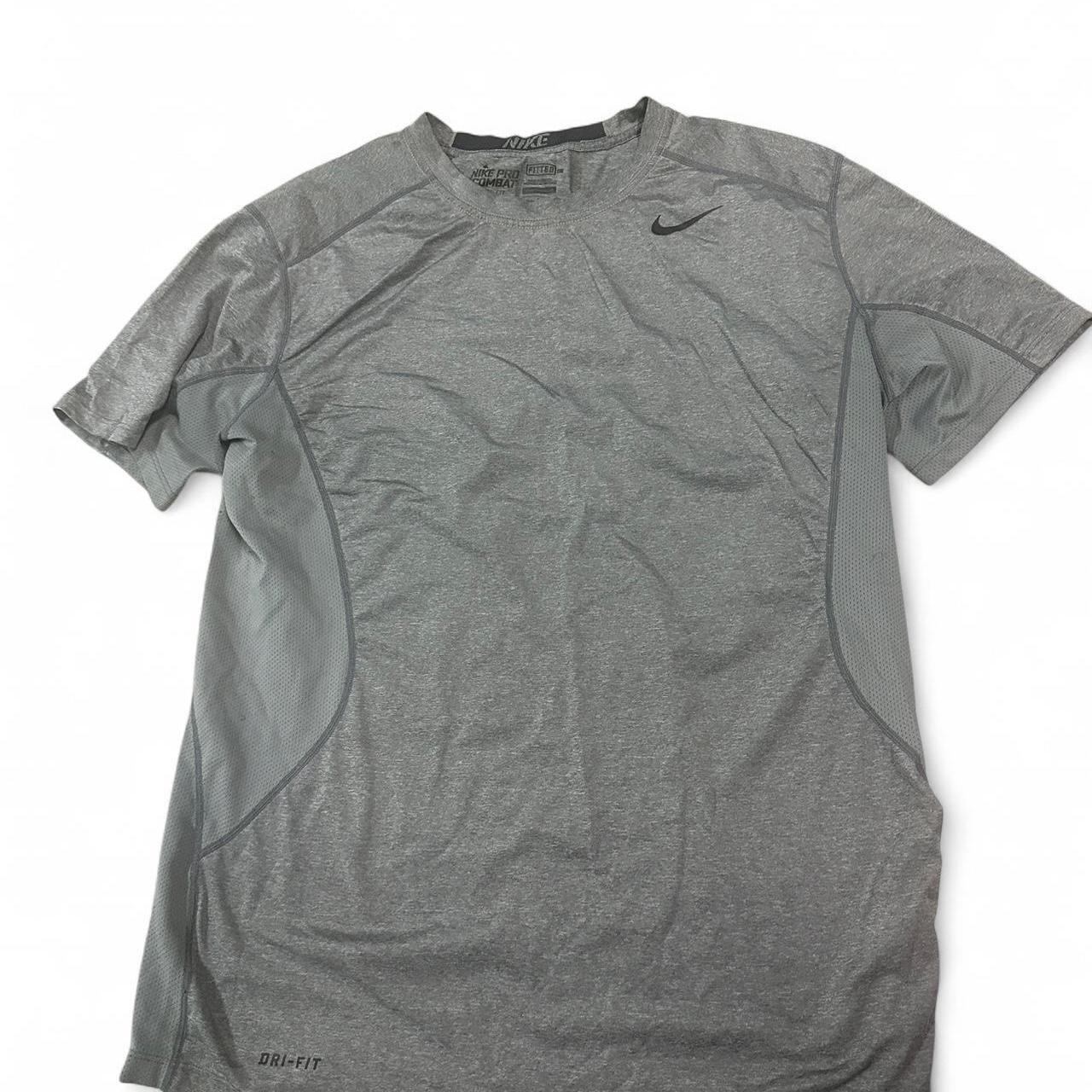 item listed by univ7rse