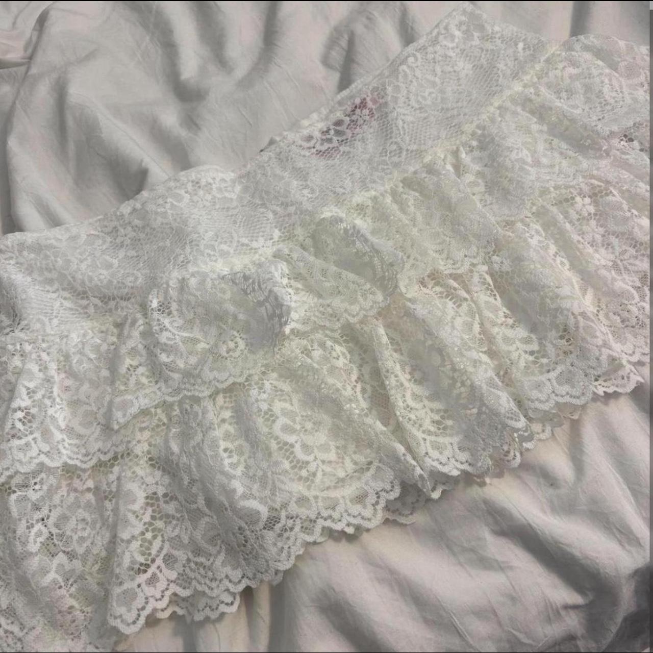 Edikted Women's Skirt - White/Black - M – Edikted… - image 3