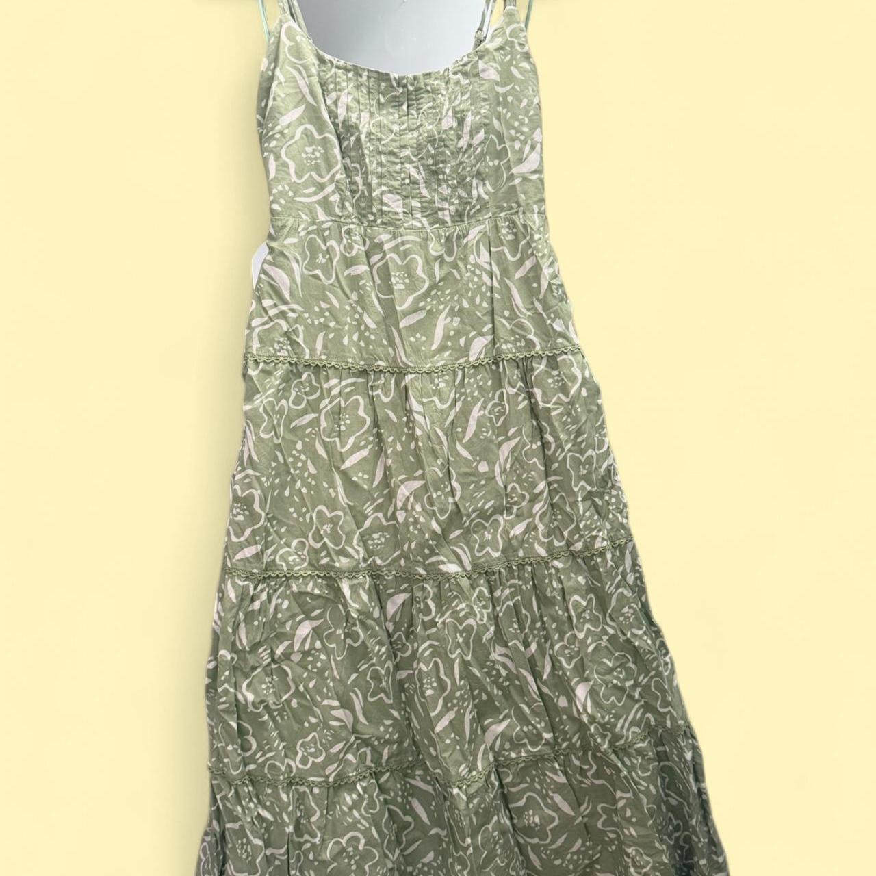 item listed by sophiesthrifty