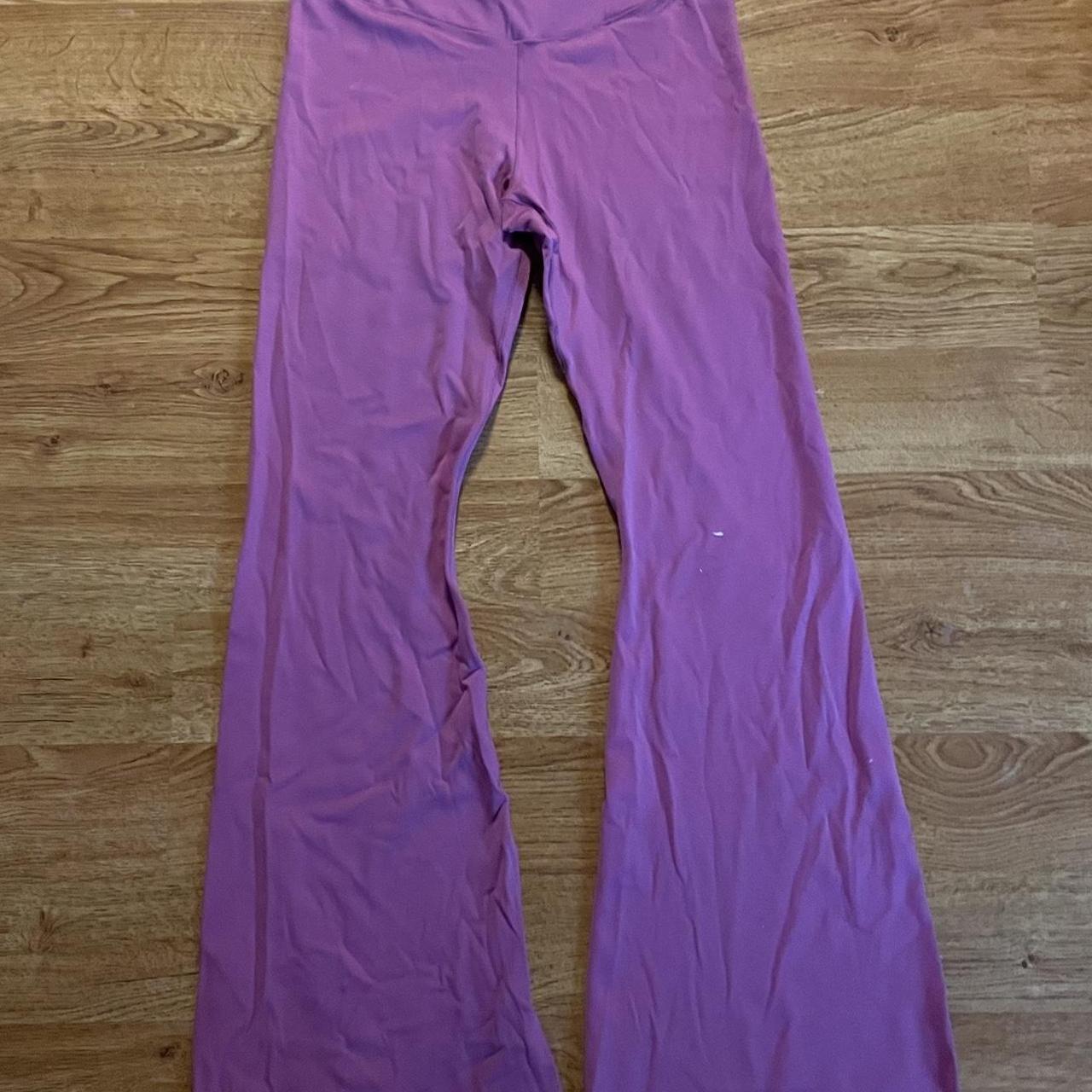 item listed by t4yn4t0423