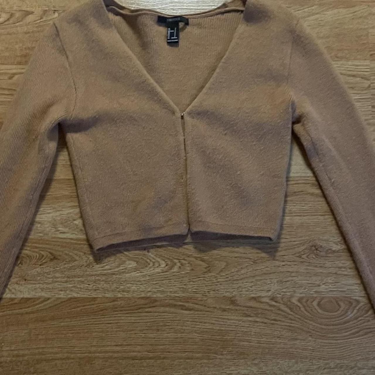item listed by t4yn4t0423