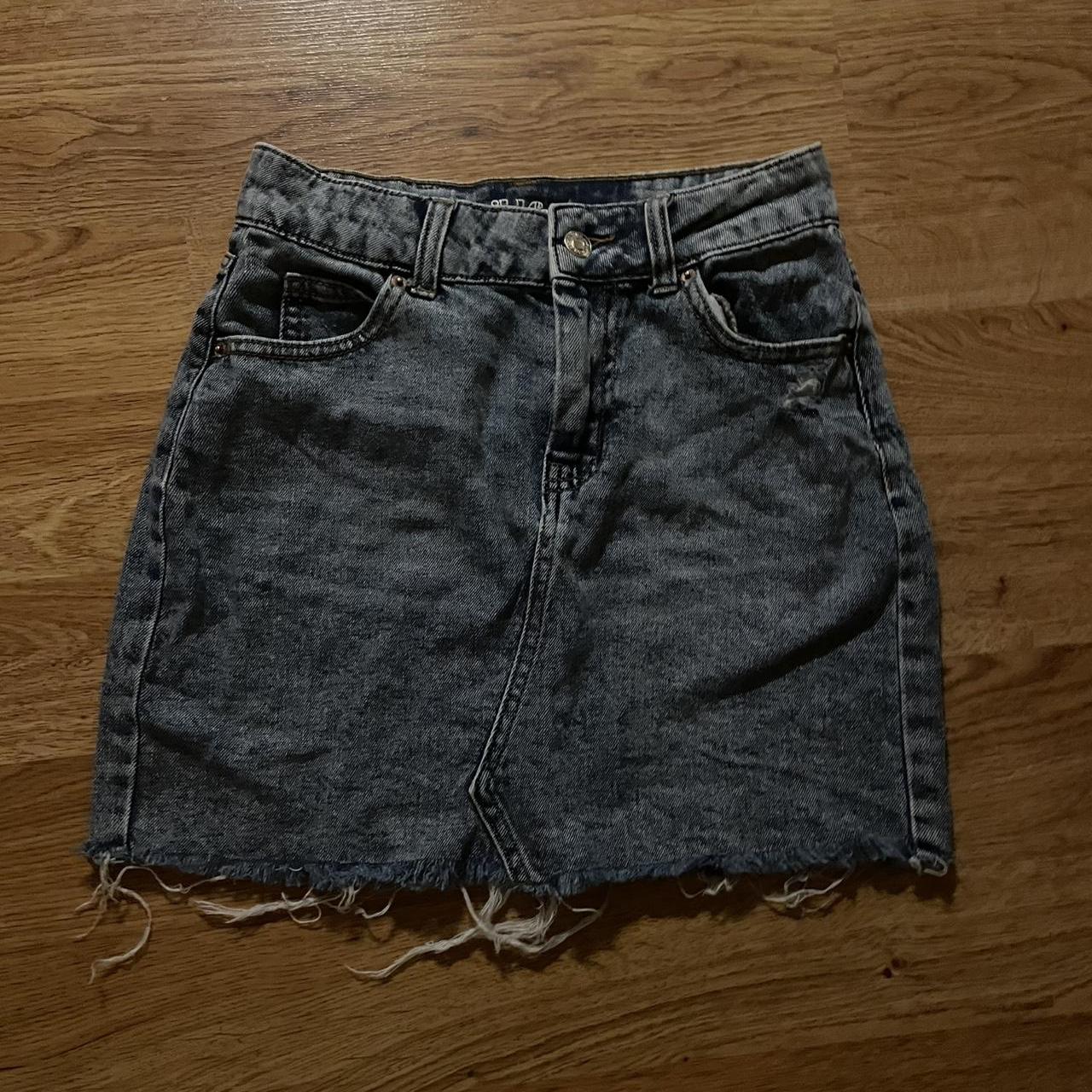 item listed by t4yn4t0423