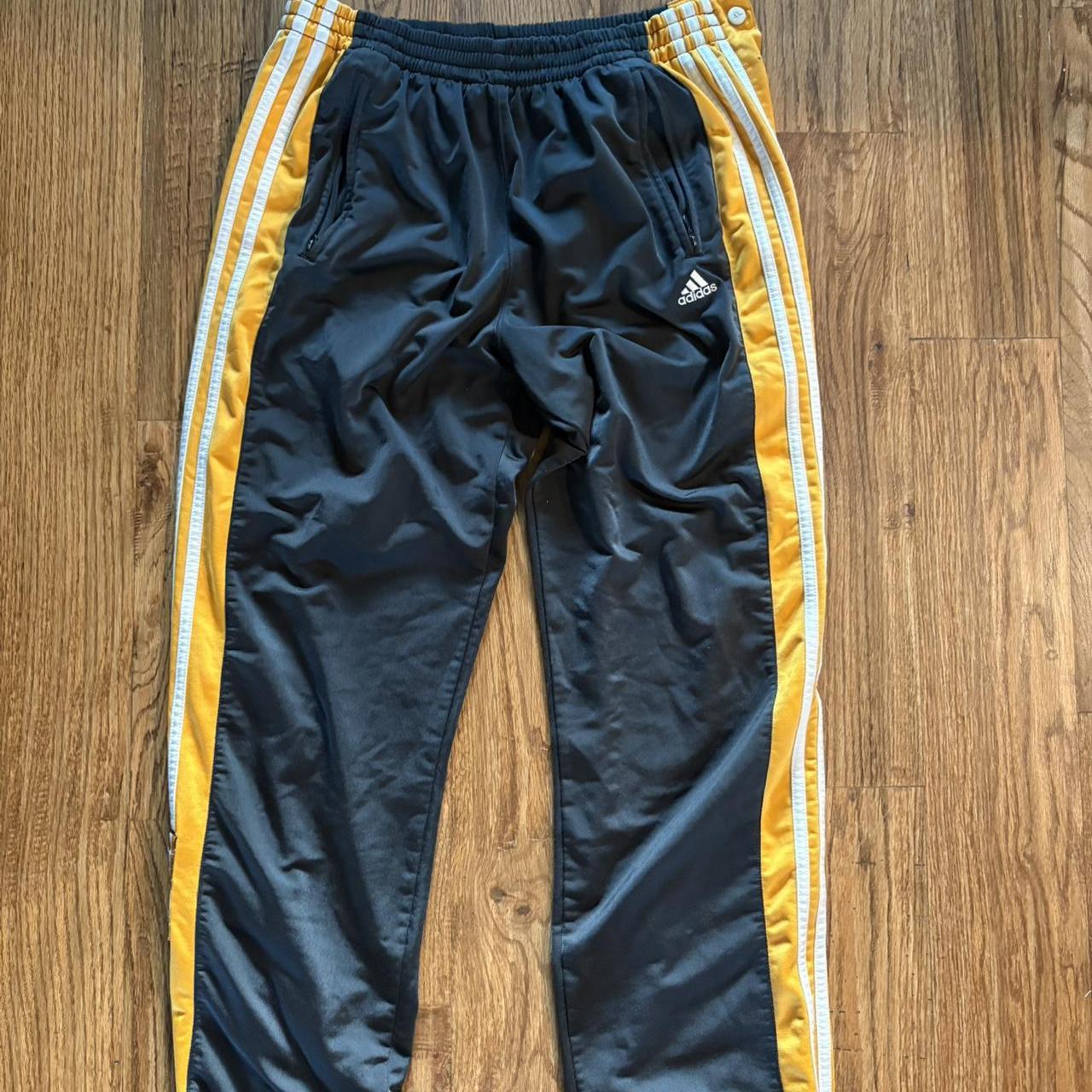 item listed by gehirim