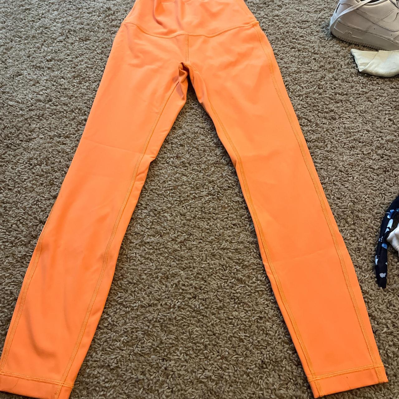 item listed by ariana_sct