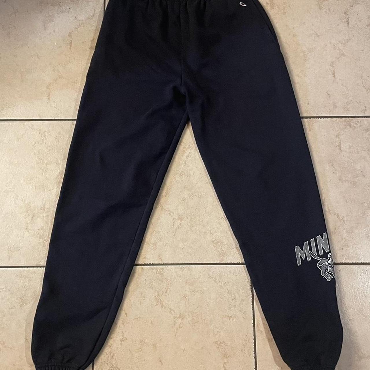 item listed by kaizsells