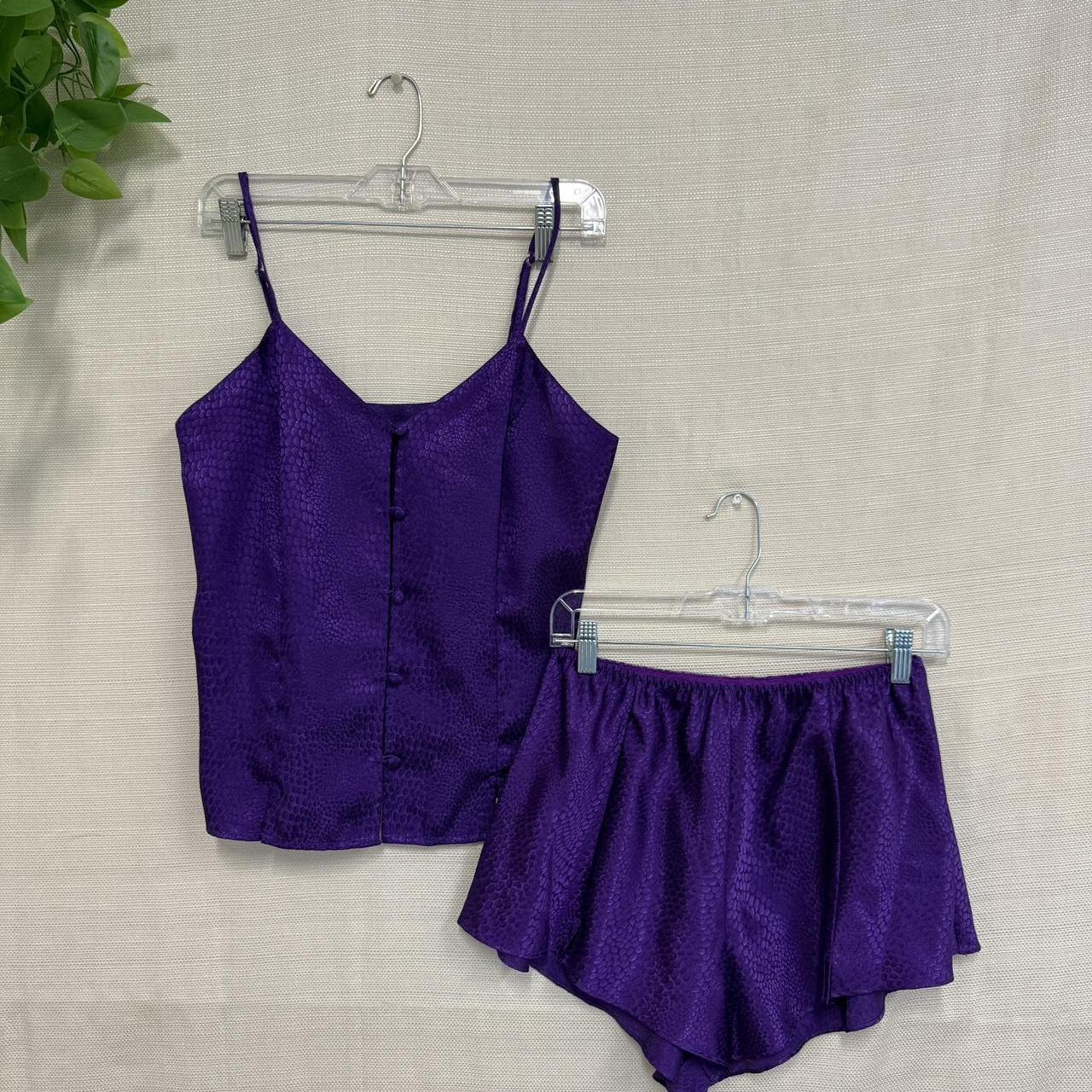 item listed by silkrollthrift