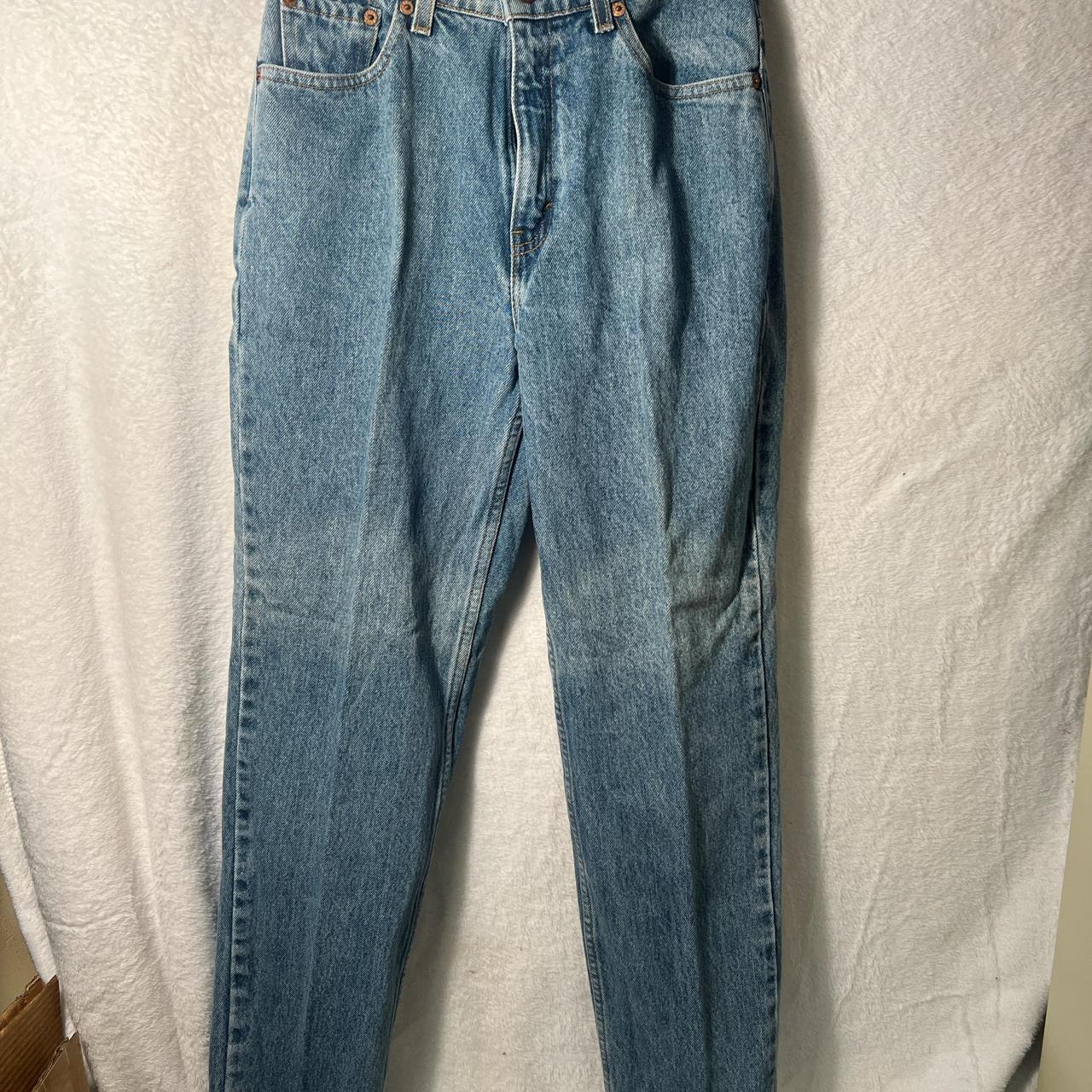 item listed by da_finds