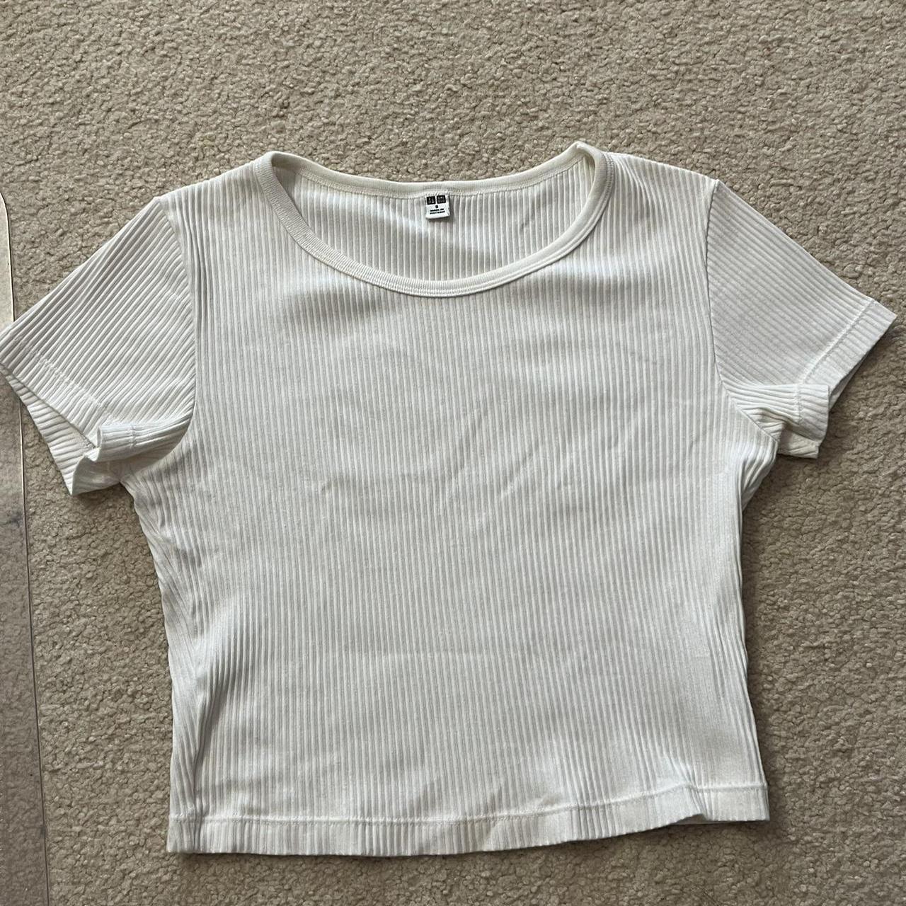 Uniqlo Ribbed Crop Top, No signs of wear DM