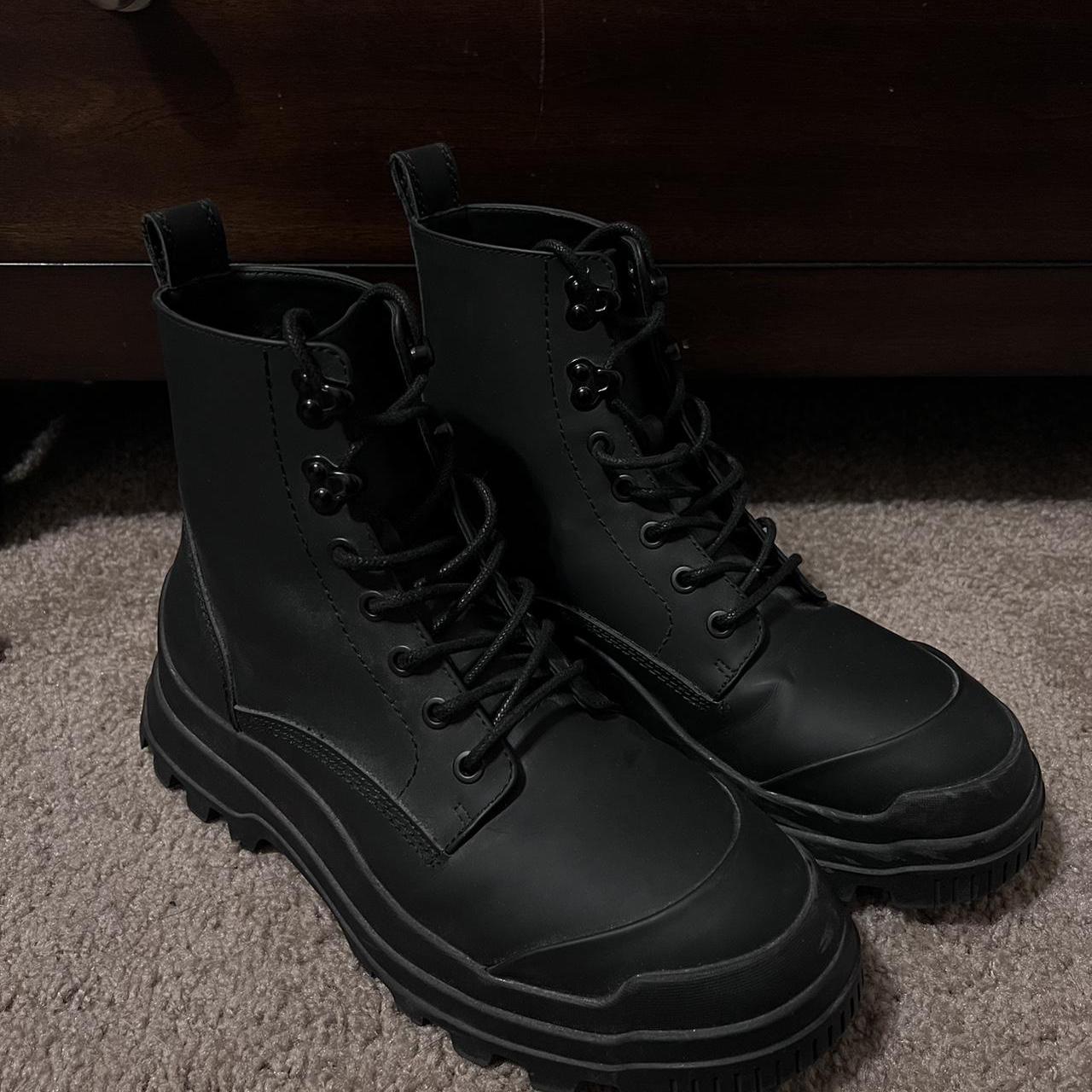 zara black combat boots, size 39 (us 6) fits like