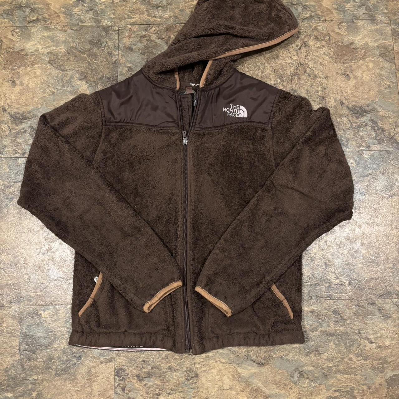 item listed by ans_thrifting