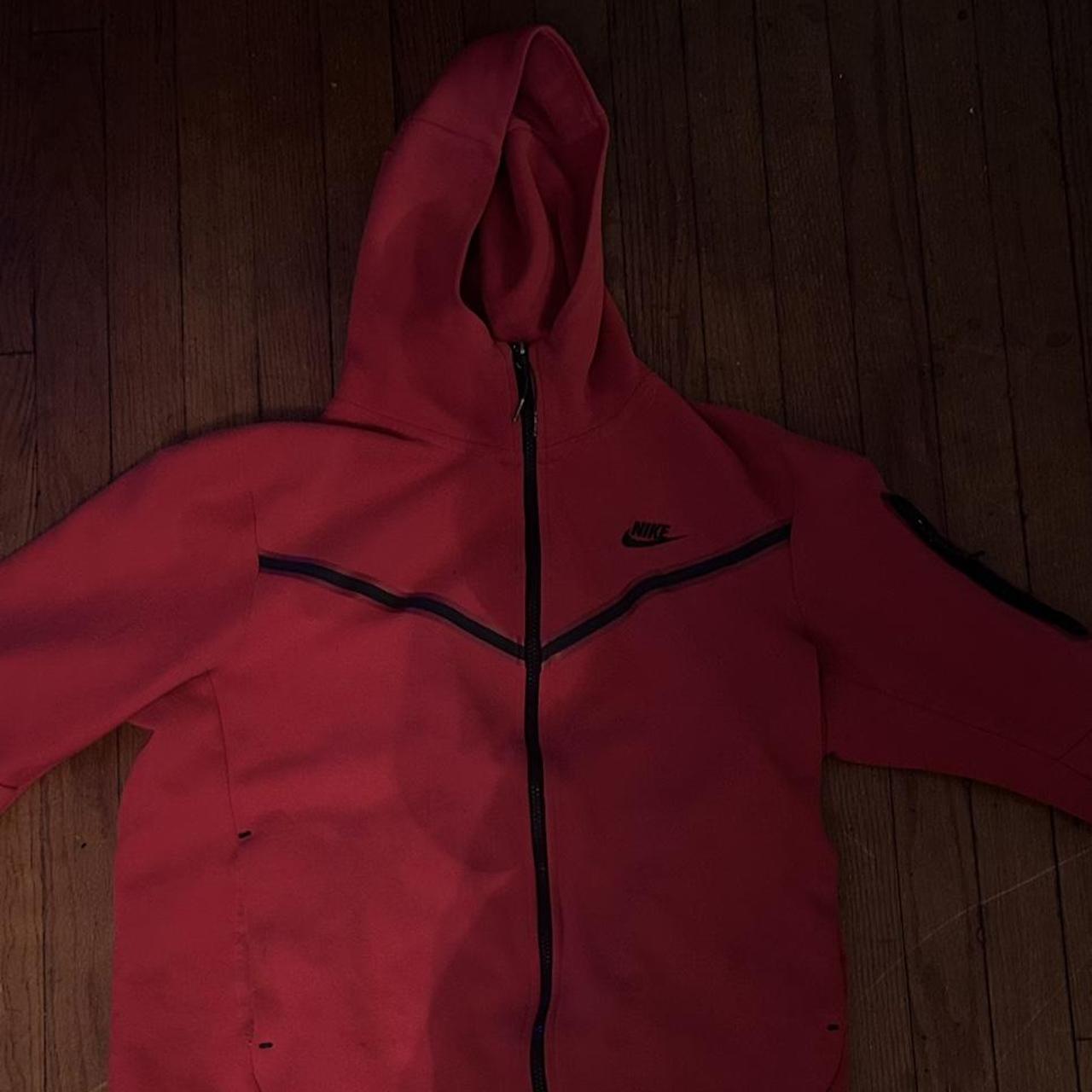 mens red nike tech