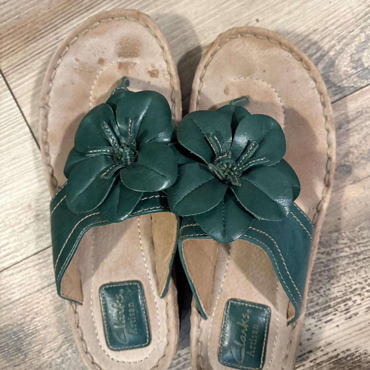item listed by hannahdeweerdt