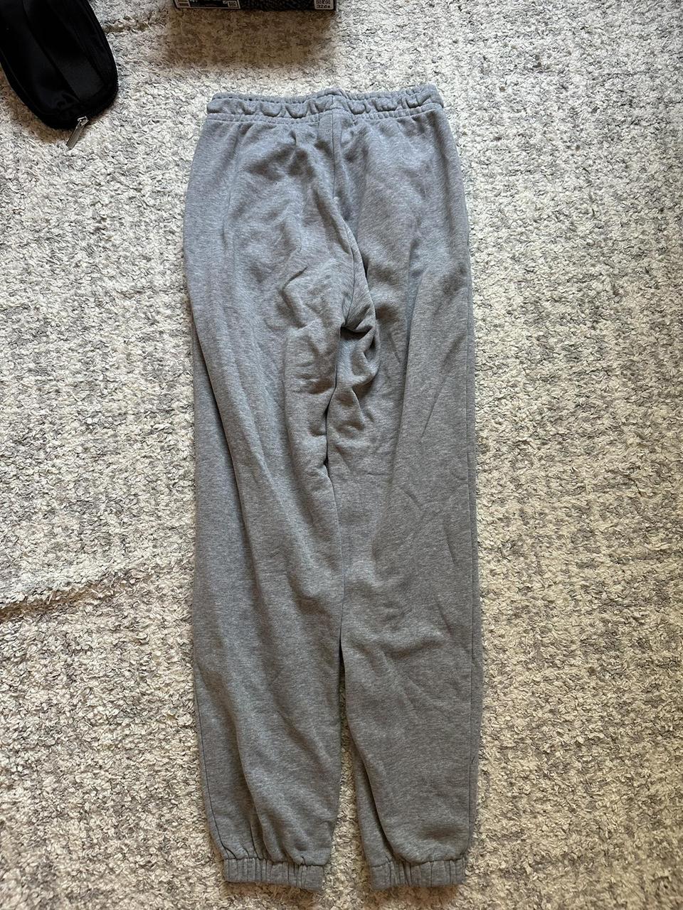 womens dark grey nike sweatpants
