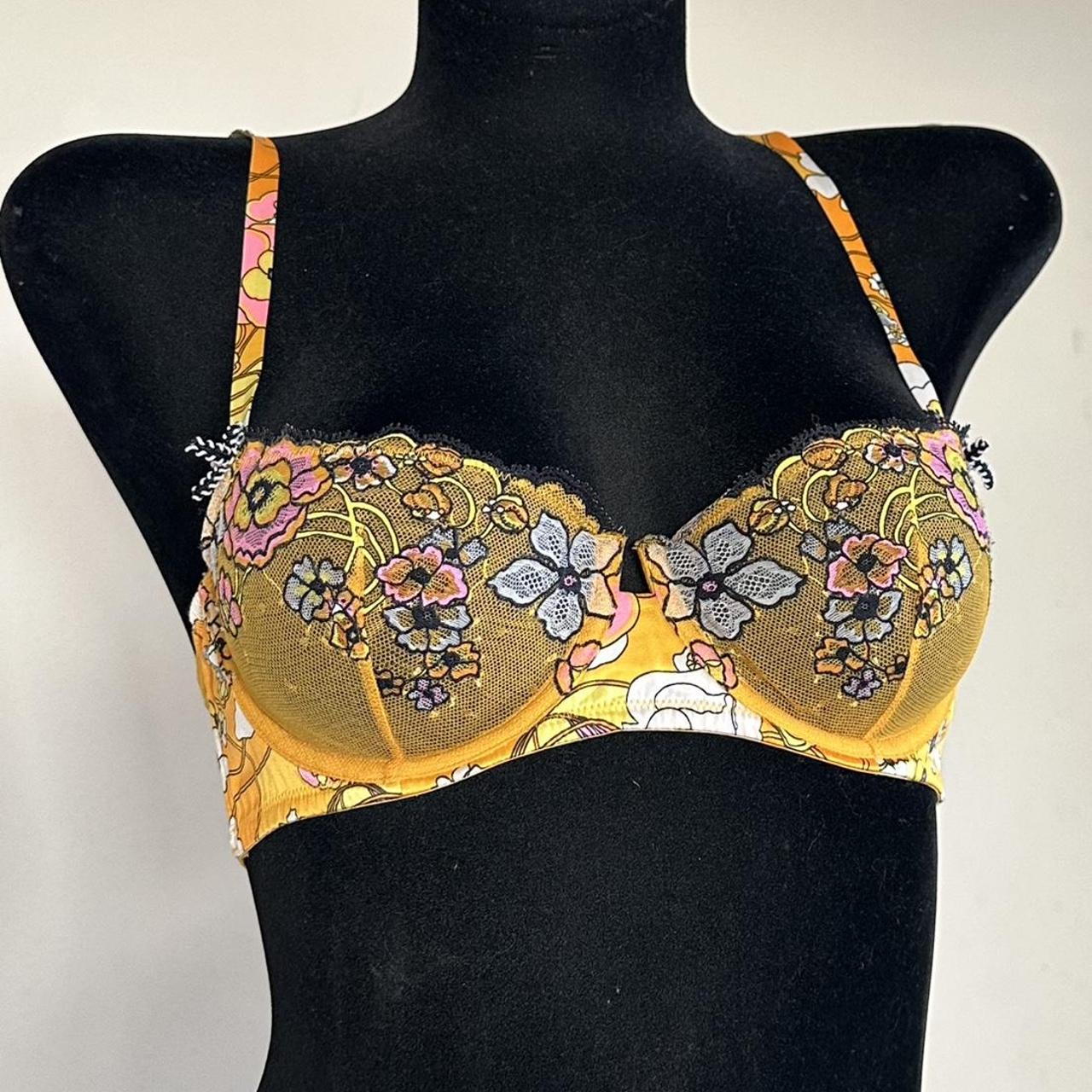 item listed by sativadiva1997