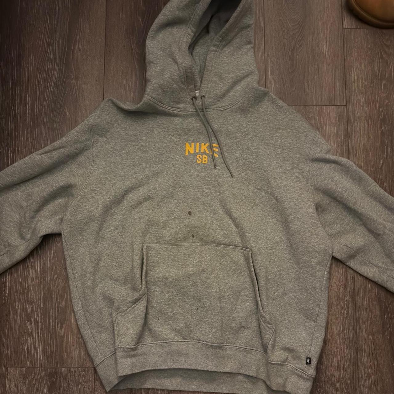 nike sb hoodie size