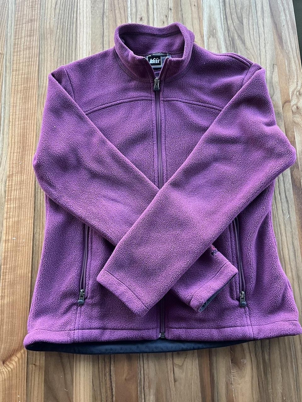 Women’s REI Fleece size m color light purple Depop
