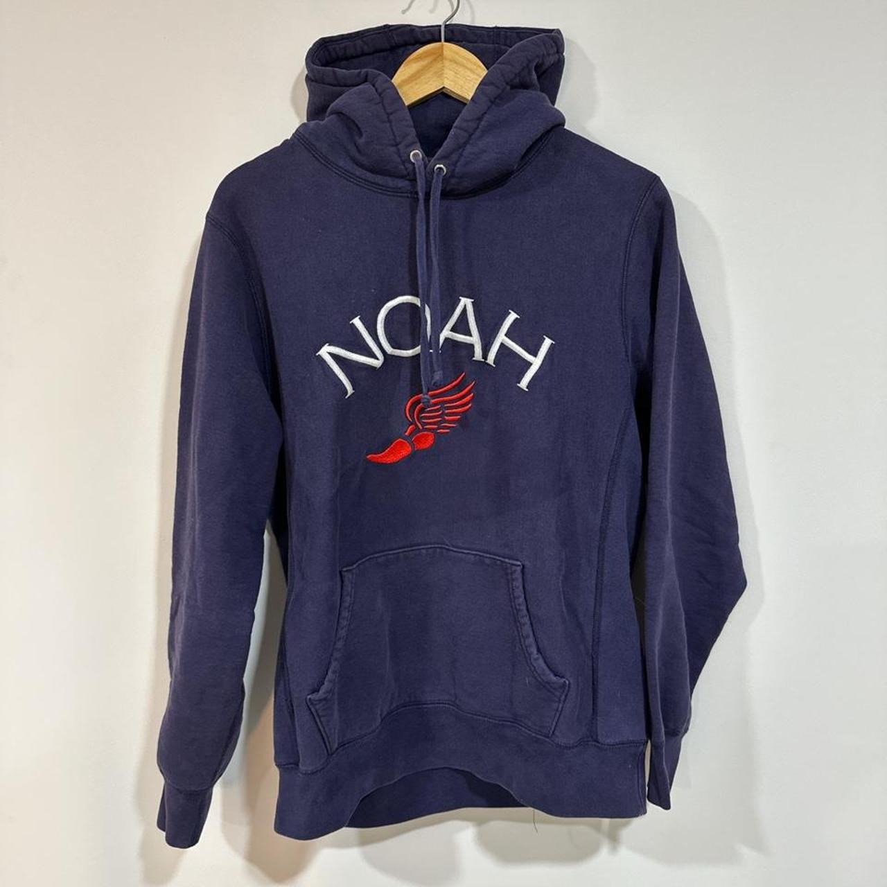 Noah winged discount foot embroidered hoodie