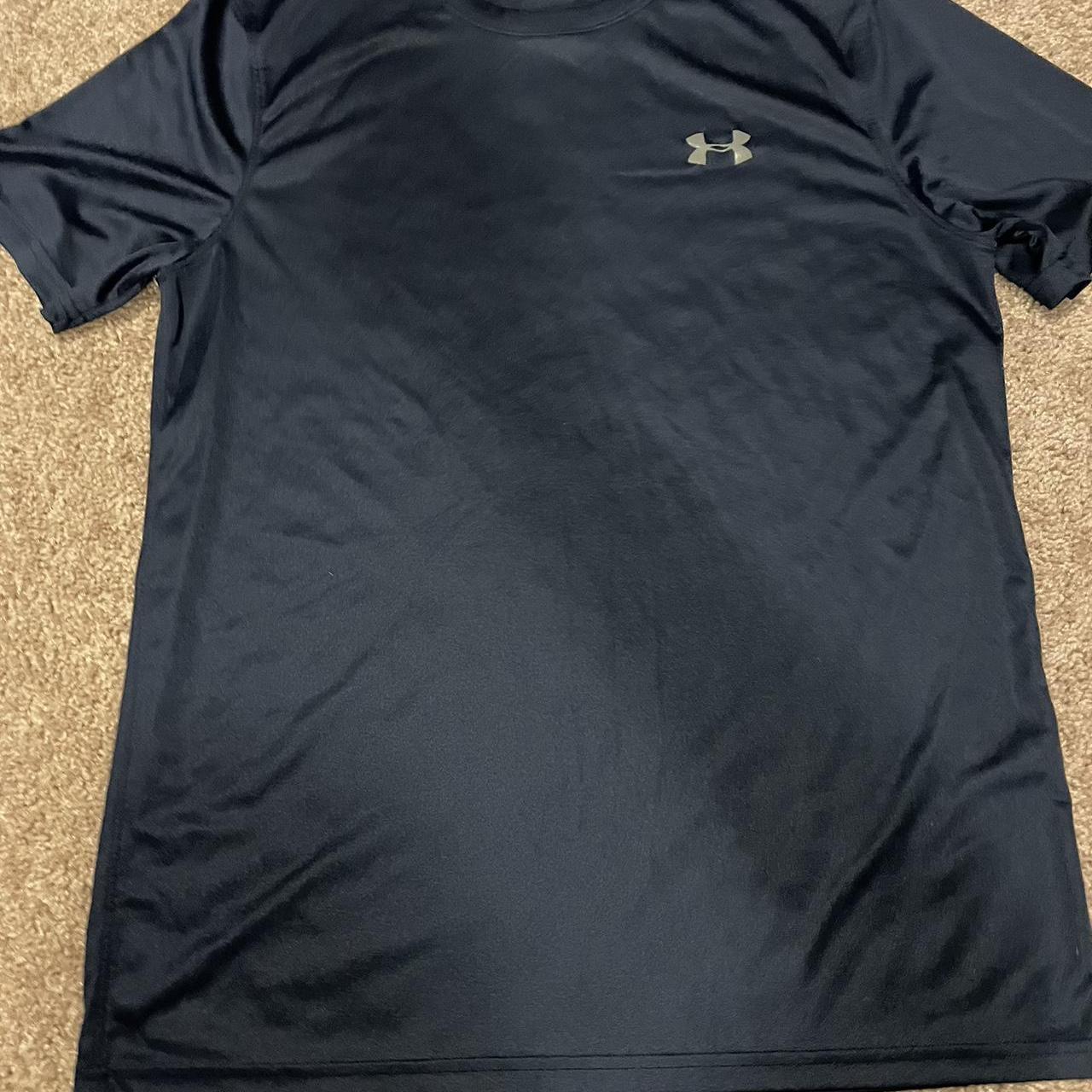 Under Armor navy t-shirt #underarmor #navy #tshirt... - Depop