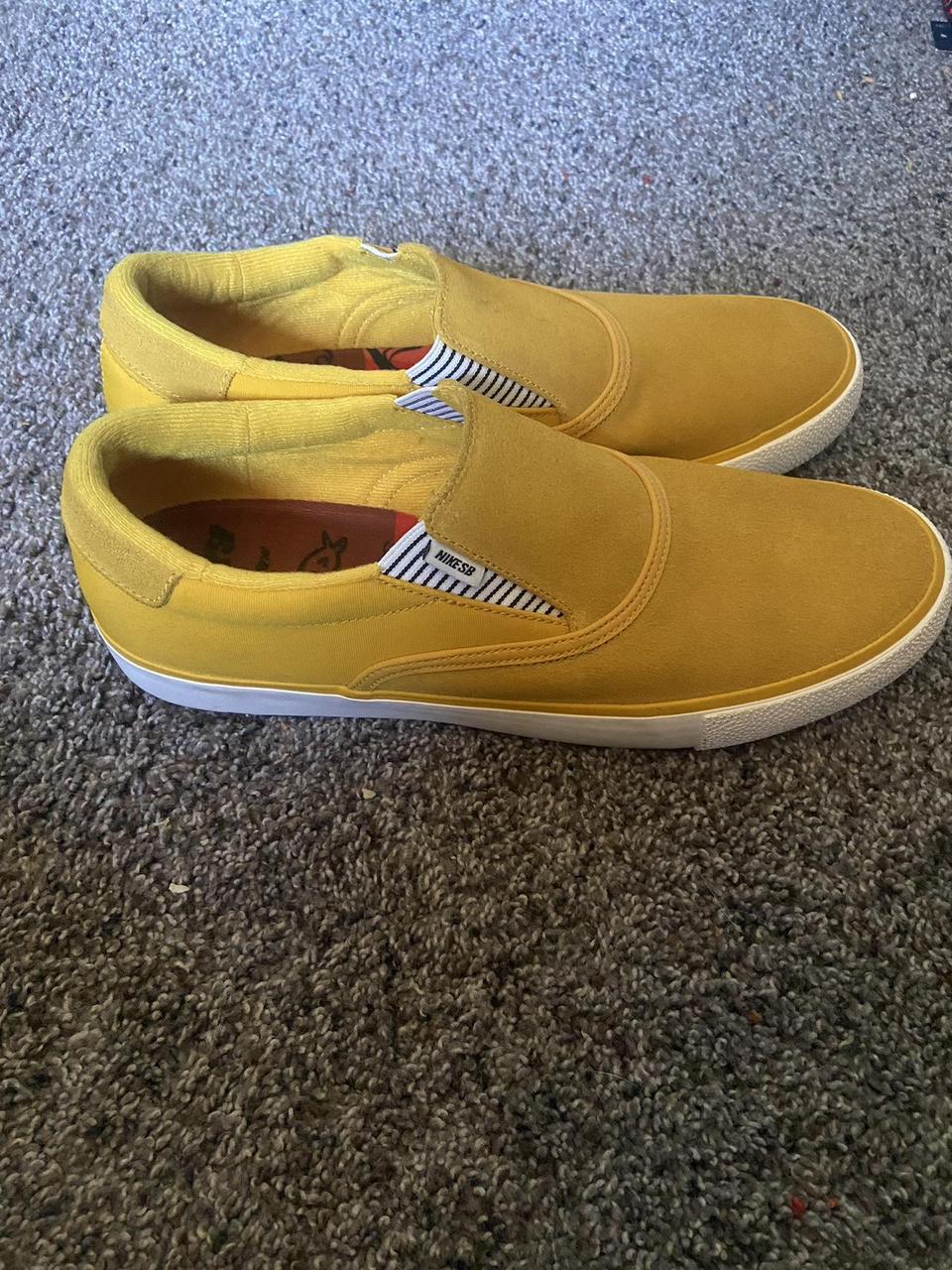 new yellow nike shoes