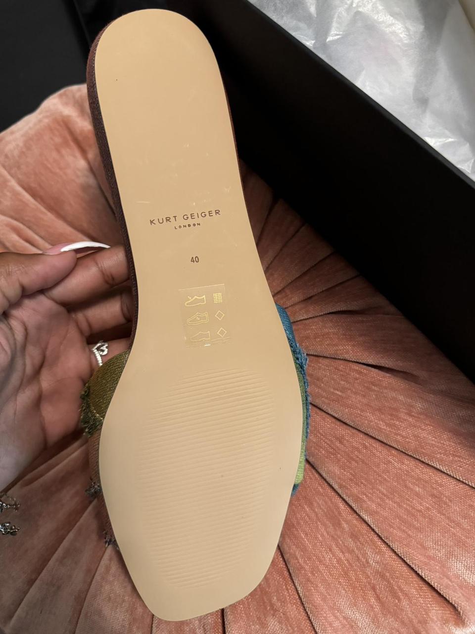 kurt geiger flip flops mens