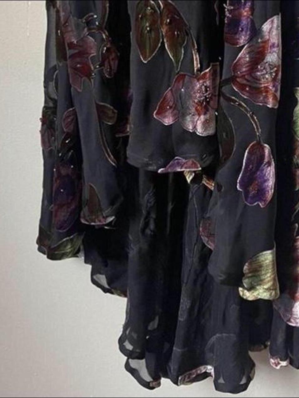 Vintage cache dress Silk and velvet with... - Depop