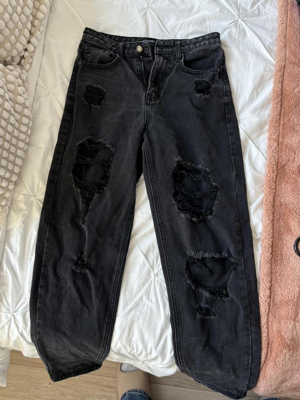 Black distressed mom jeans best sale