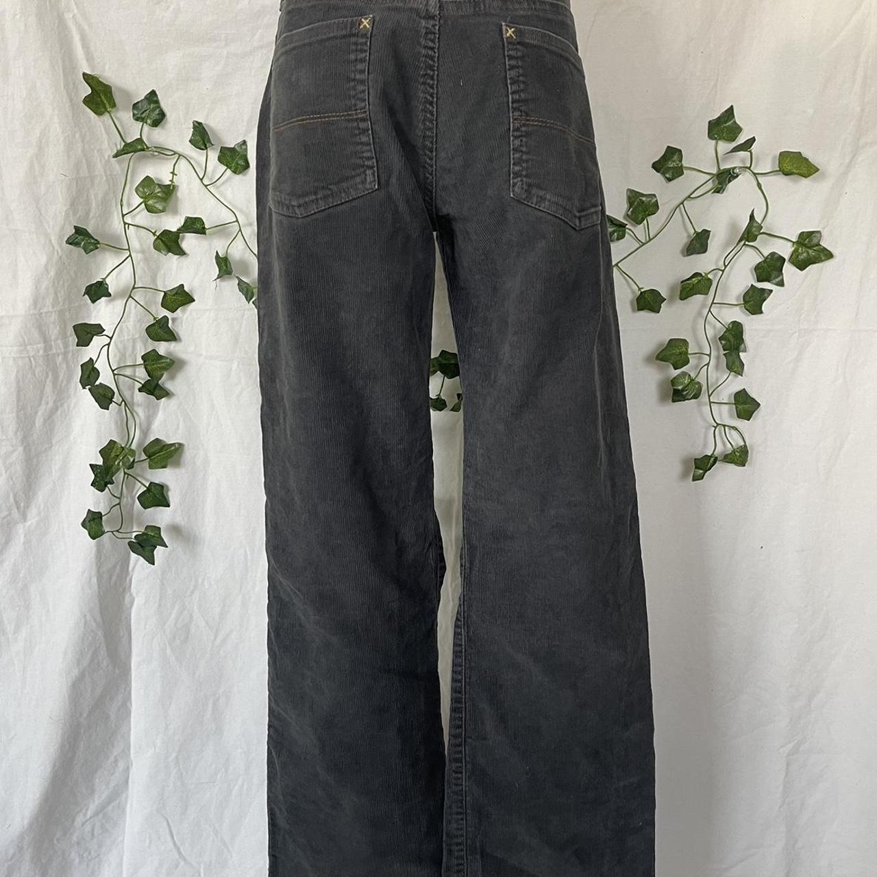 item listed by foxxythreads