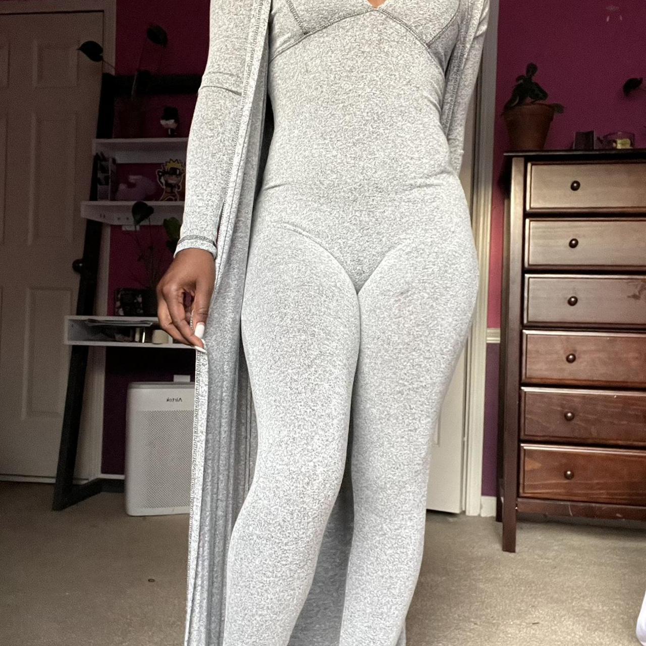 item listed by kamyriaaaa