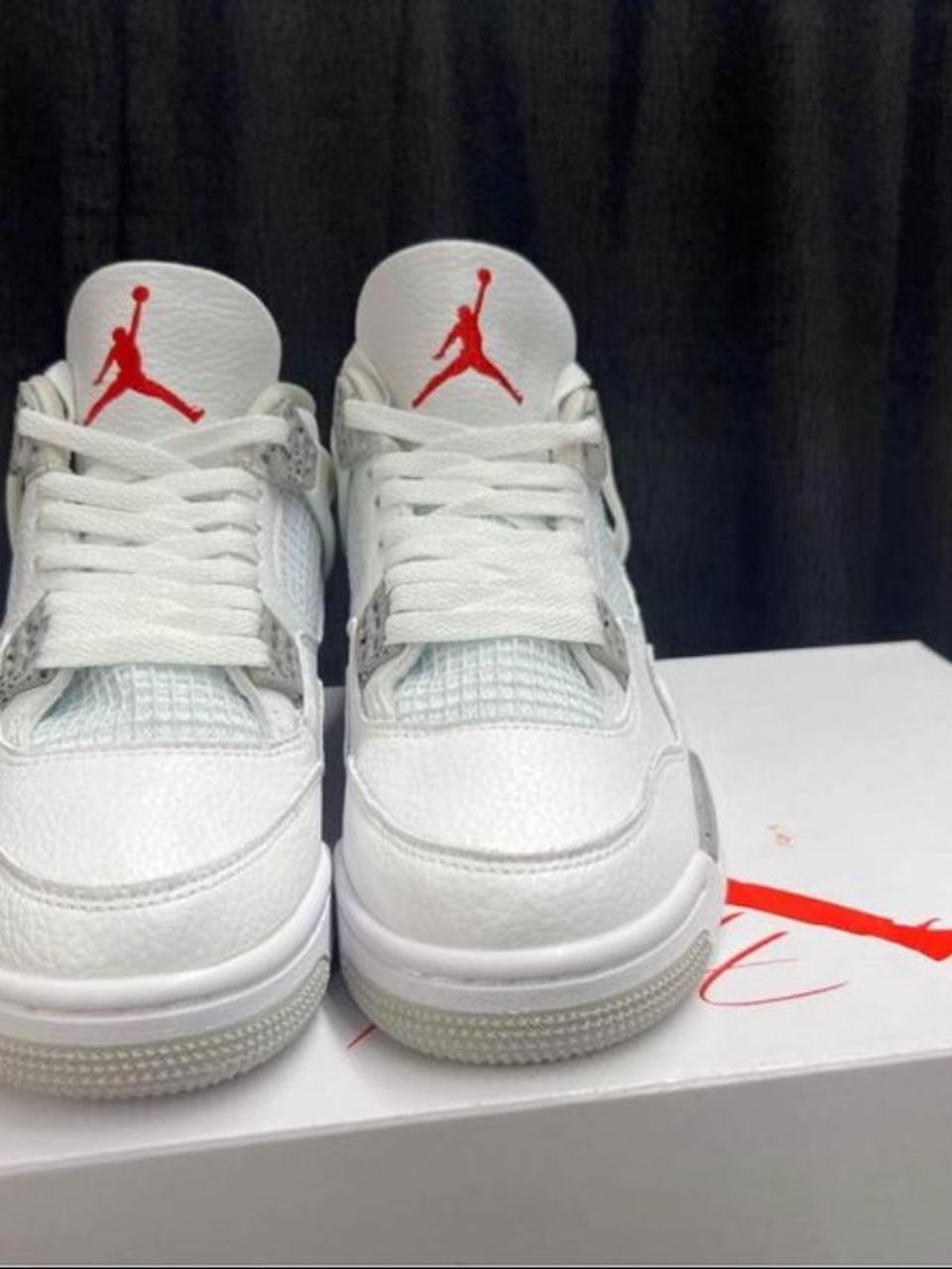 creased jordan 4s