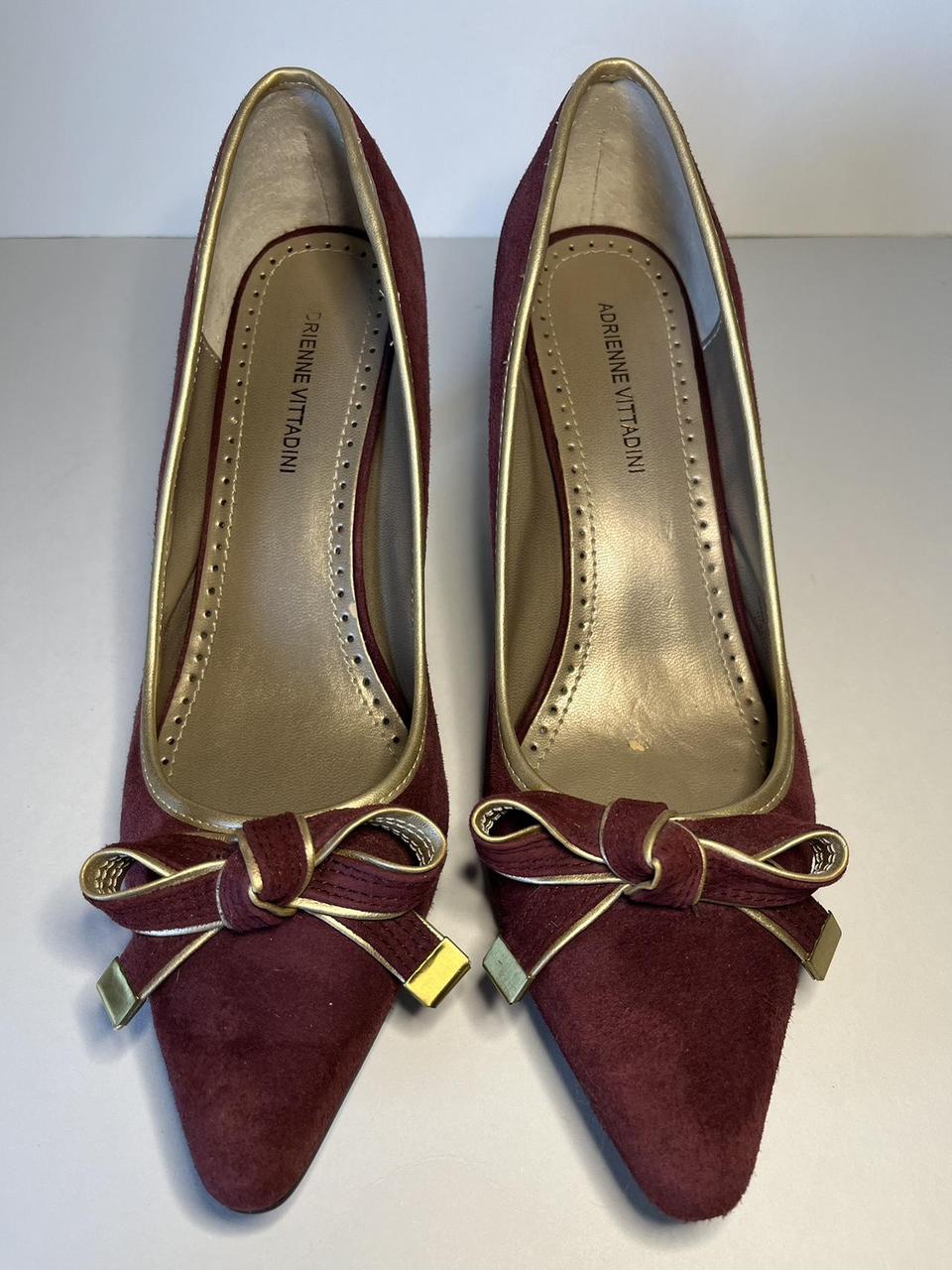 Adrienne Vittadini Womens shoes Size 7.5M Maroon & - Depop