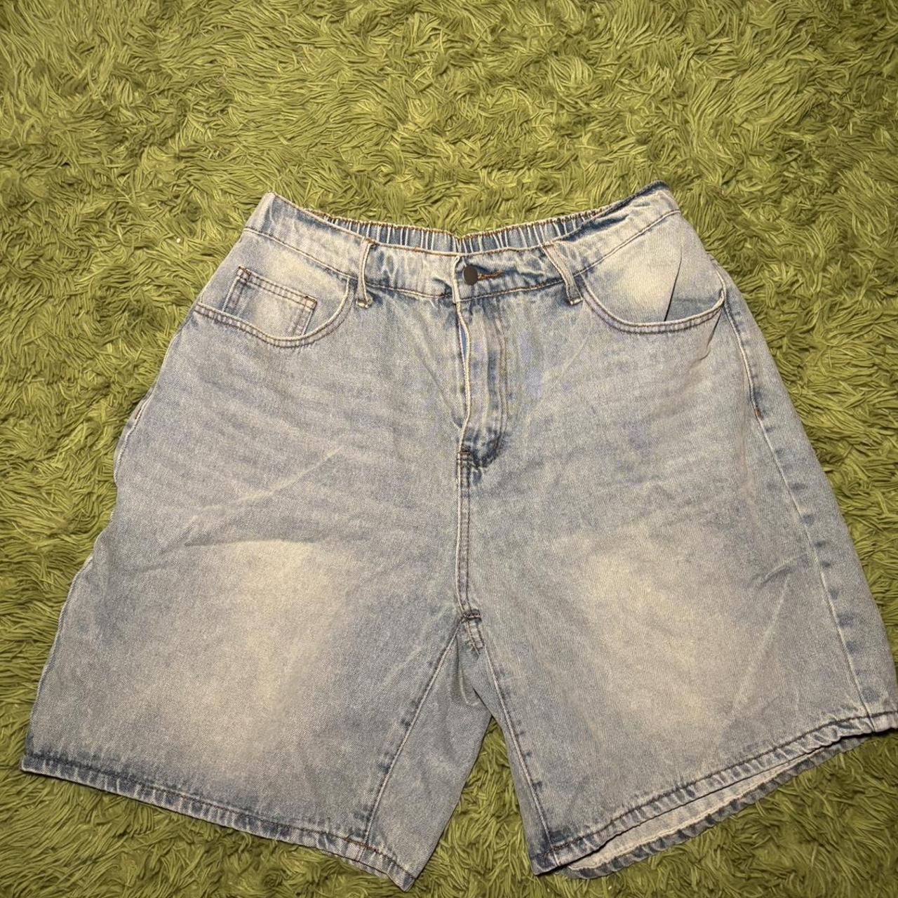 item listed by iiiluuvniyahh