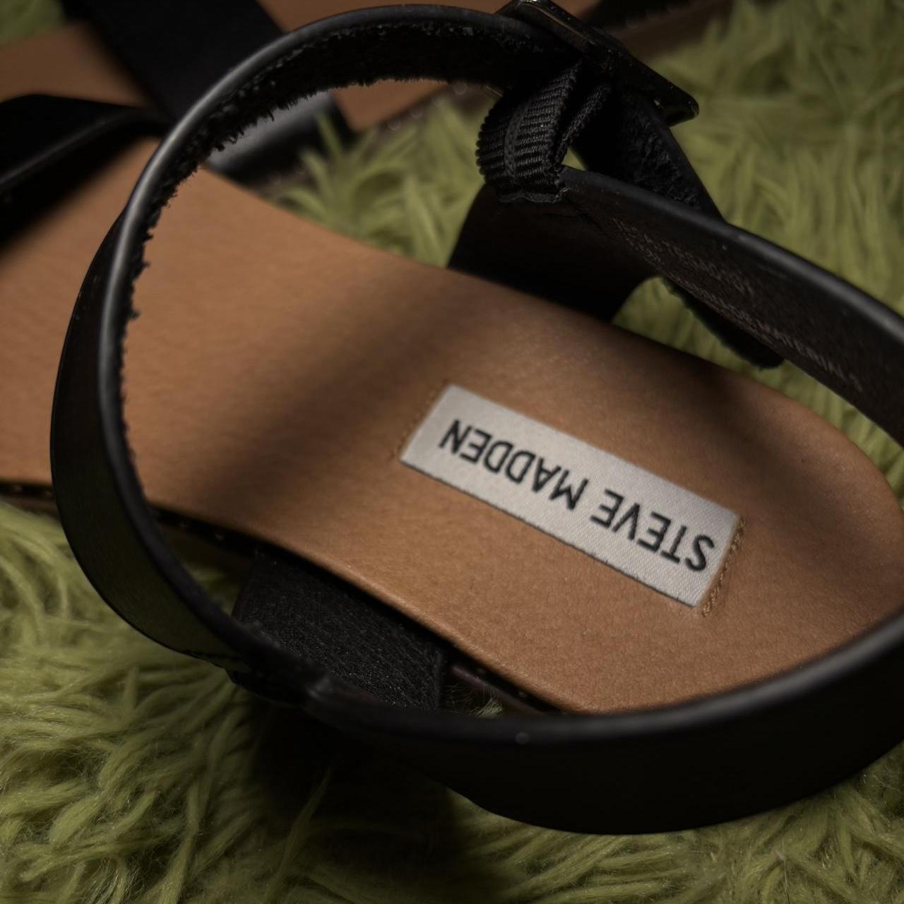 item listed by iiiluuvniyahh