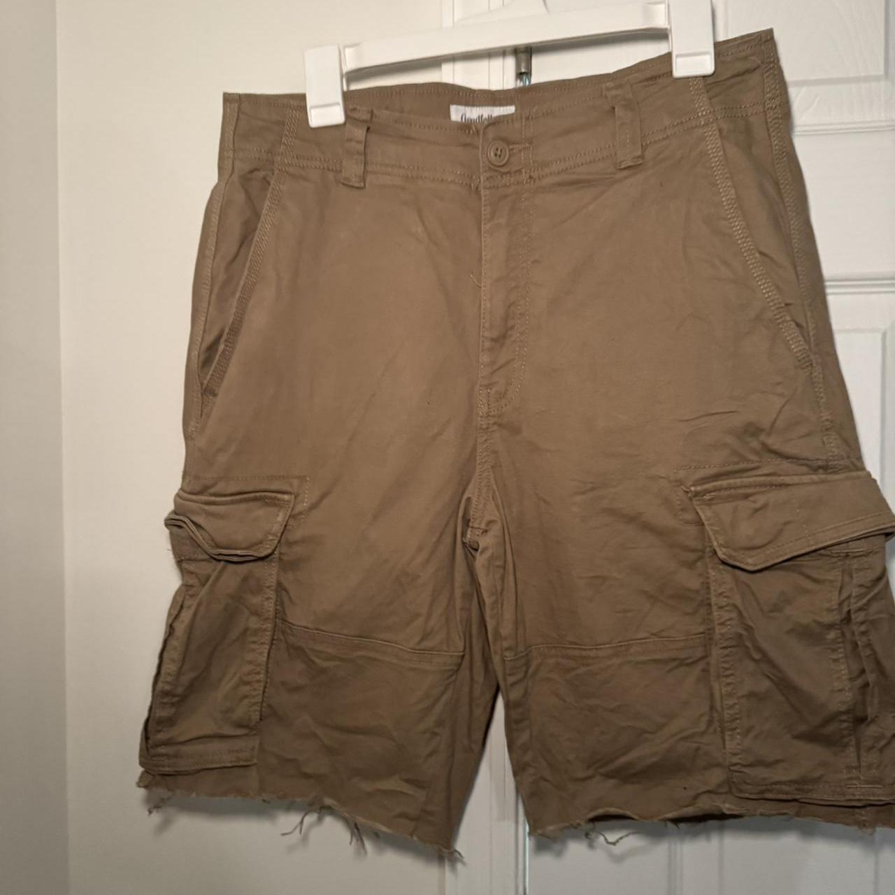 item listed by j7eezy