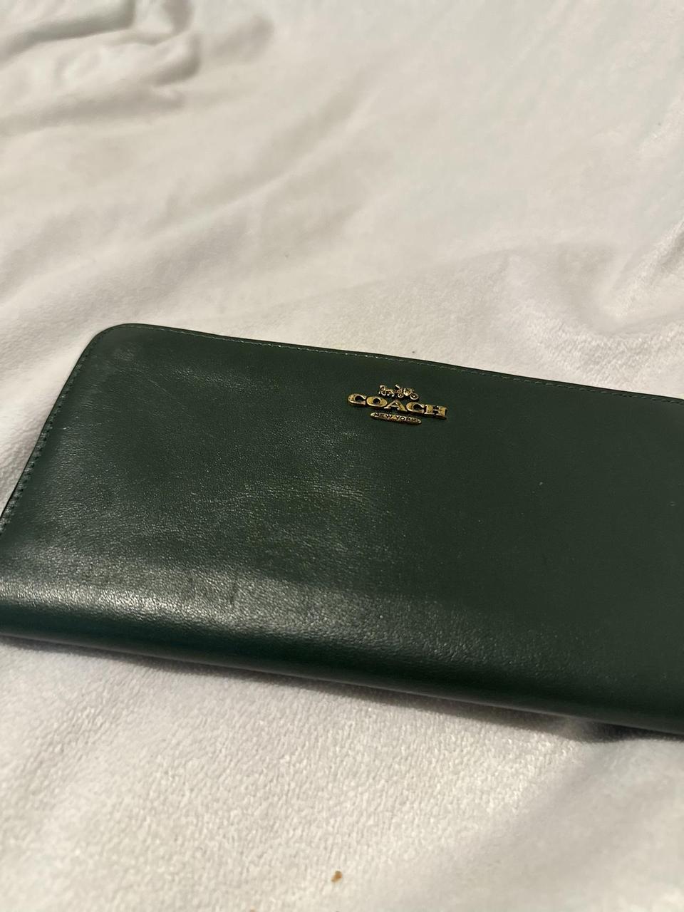 Green coach wallet coach vibes cute beautiful Depop