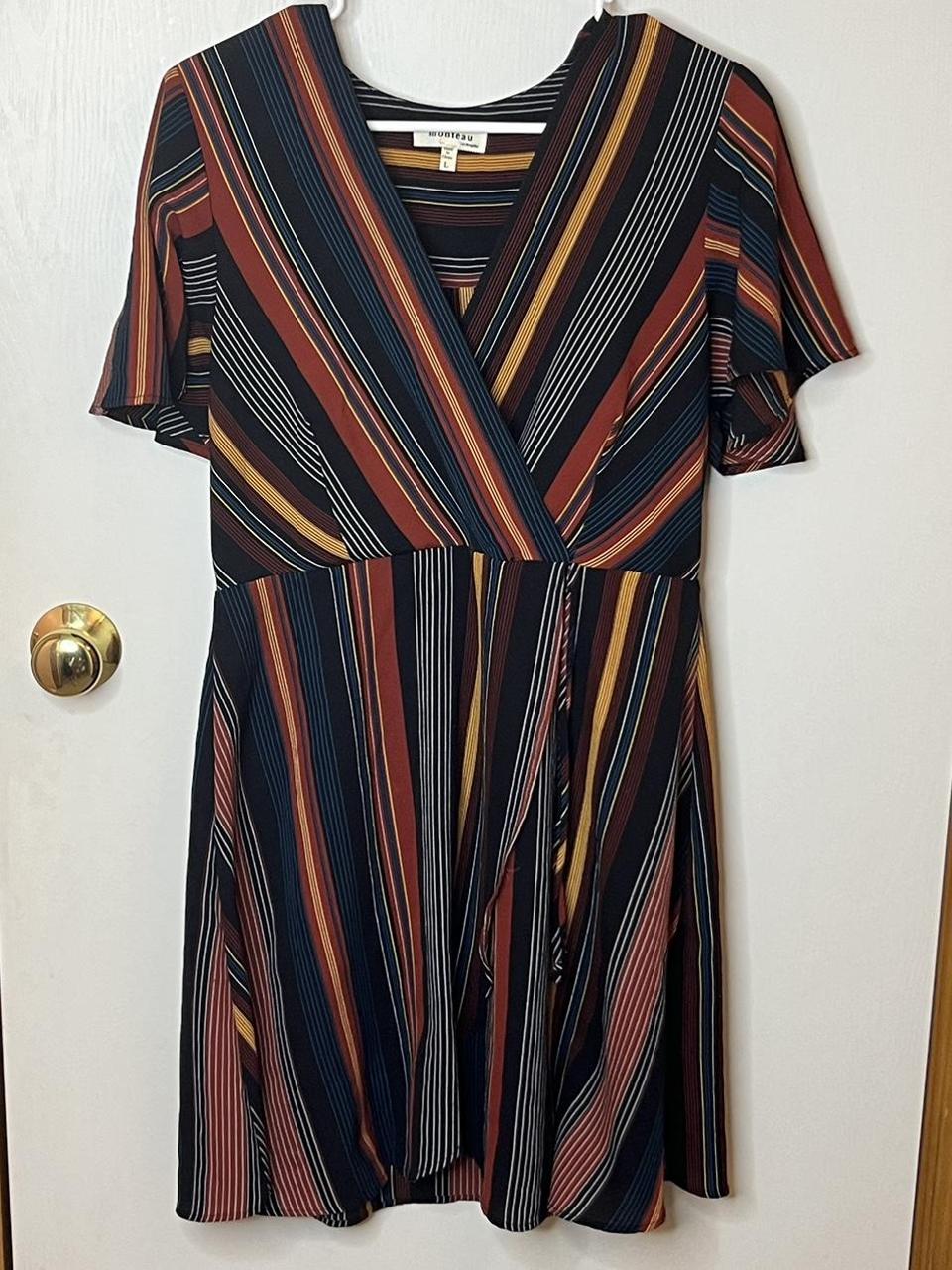 Monteau Wrap Dress Women Large Black Red Blue. Depop