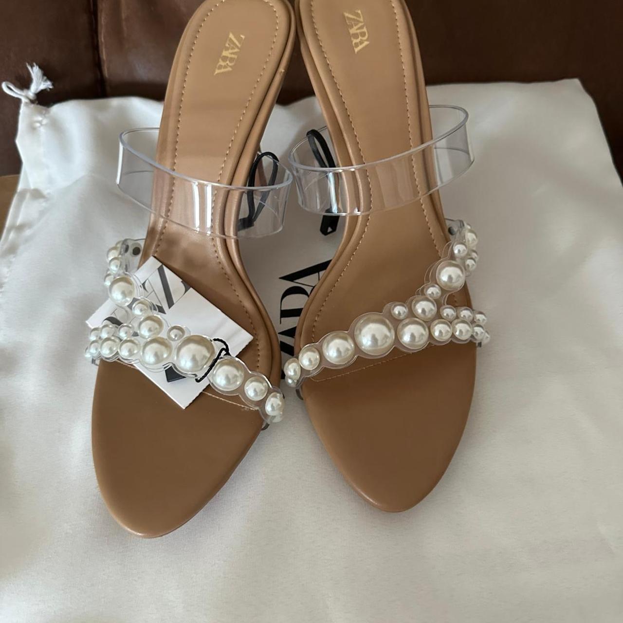 ZARA WOMAN NWT SS24 VINYL AND PEARL HEELED SANDALS | Depop