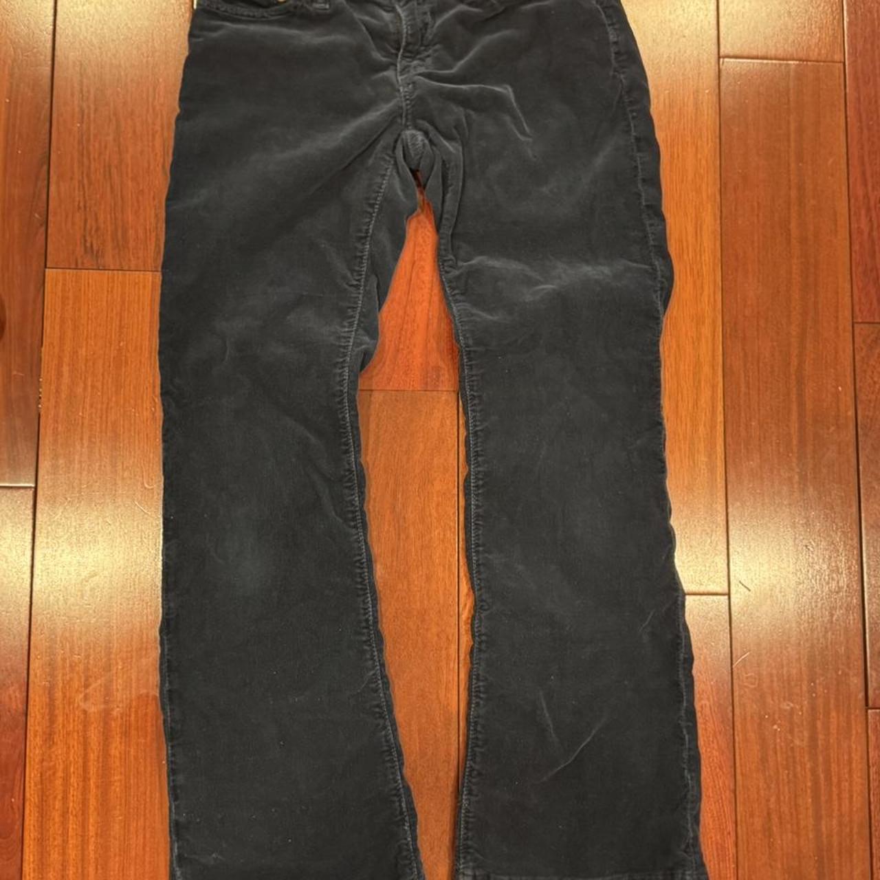 item listed by oliviascloset16