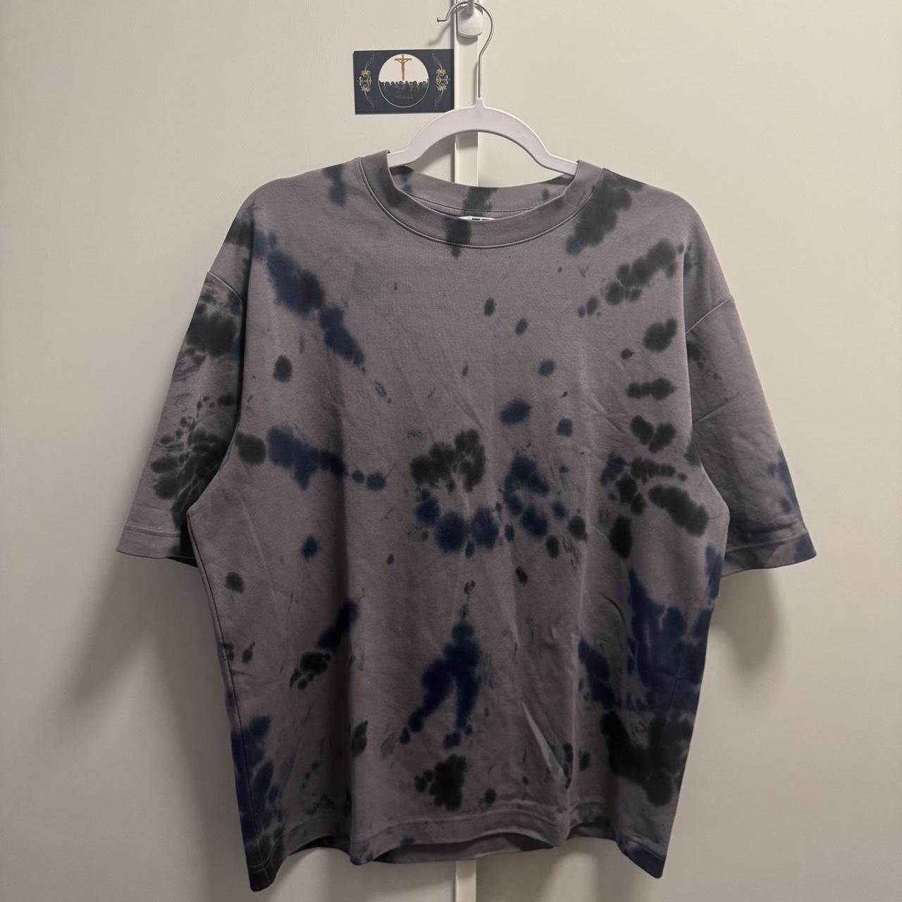 item listed by crowdedcrossvtg